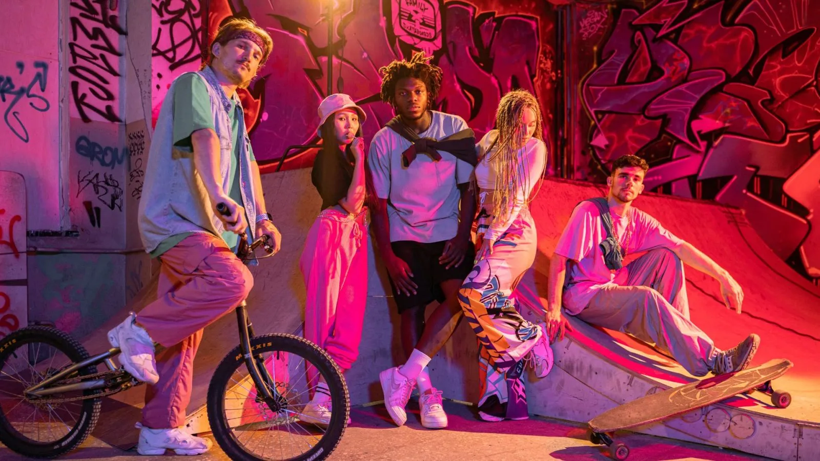 Streetwear brand: $130 AOV, 6x peak ROAS